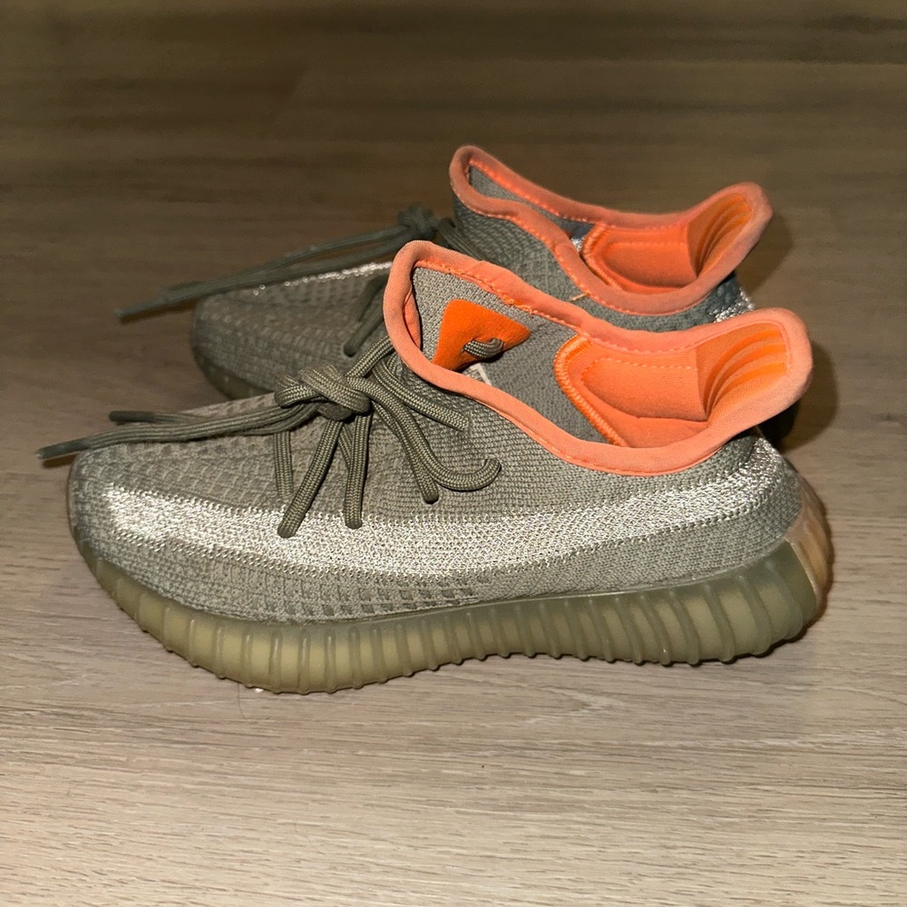 adidas Yeezy boost 350 V2Kids Sneakers - desert sage
